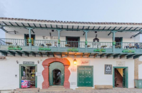 Hospedería La Roca Plaza Principal